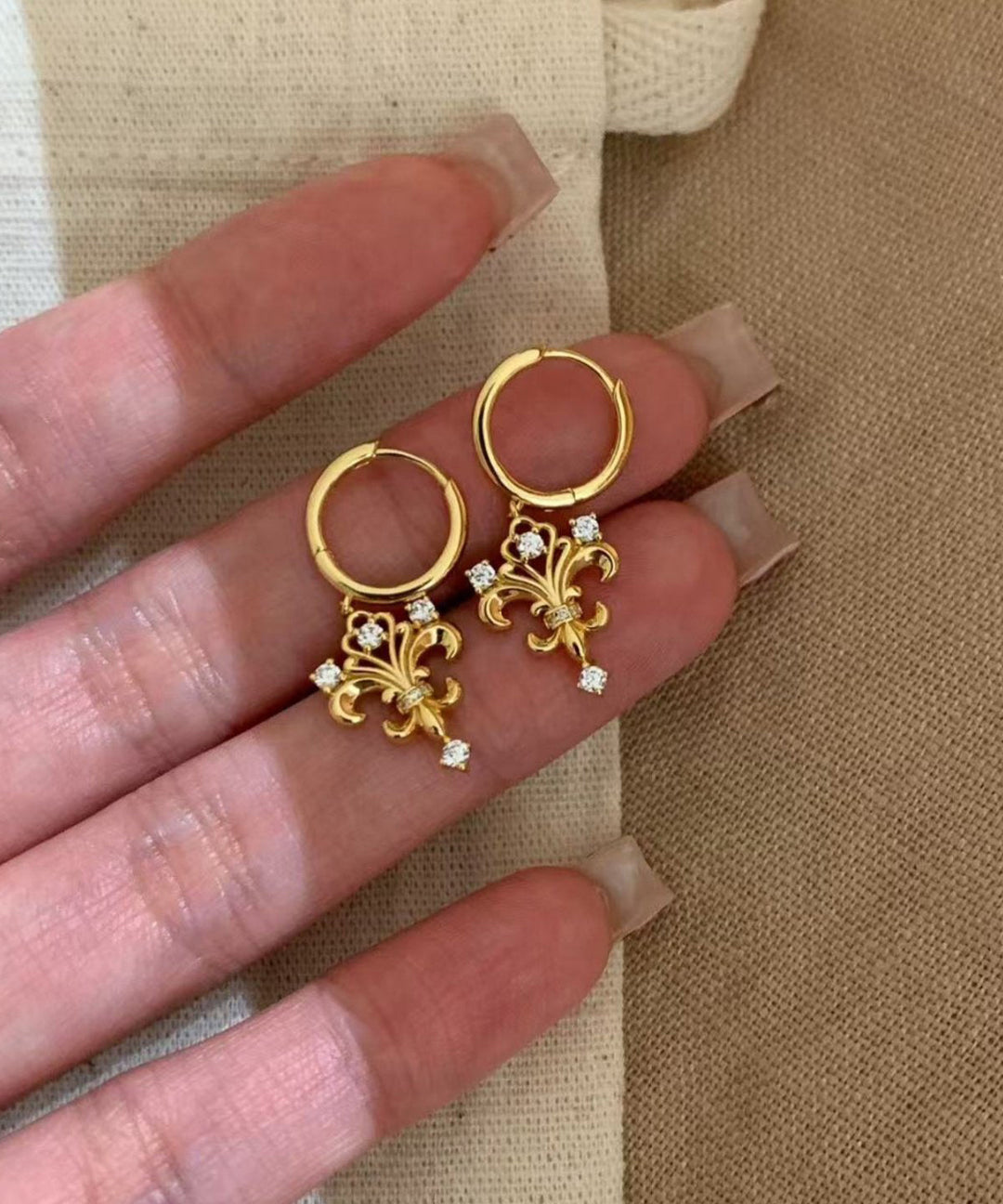 Art Gold Overgild Zircon Iris Hoop Earrings - Omychic