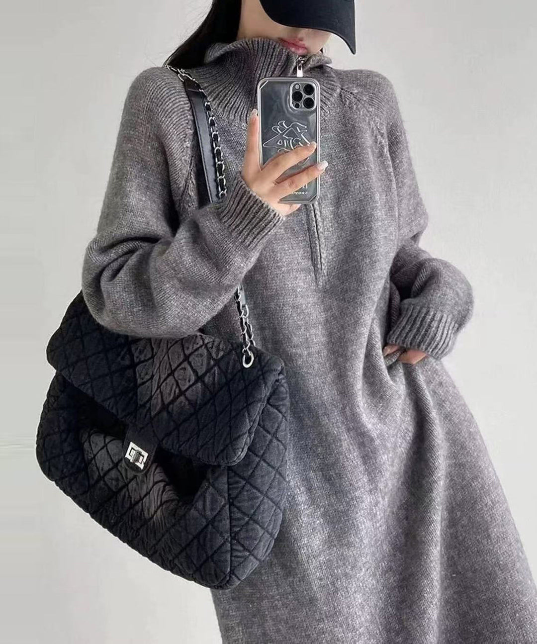 Art Gradient Black Plaid Large Capacity Fine Cotton Filled Flap Bag