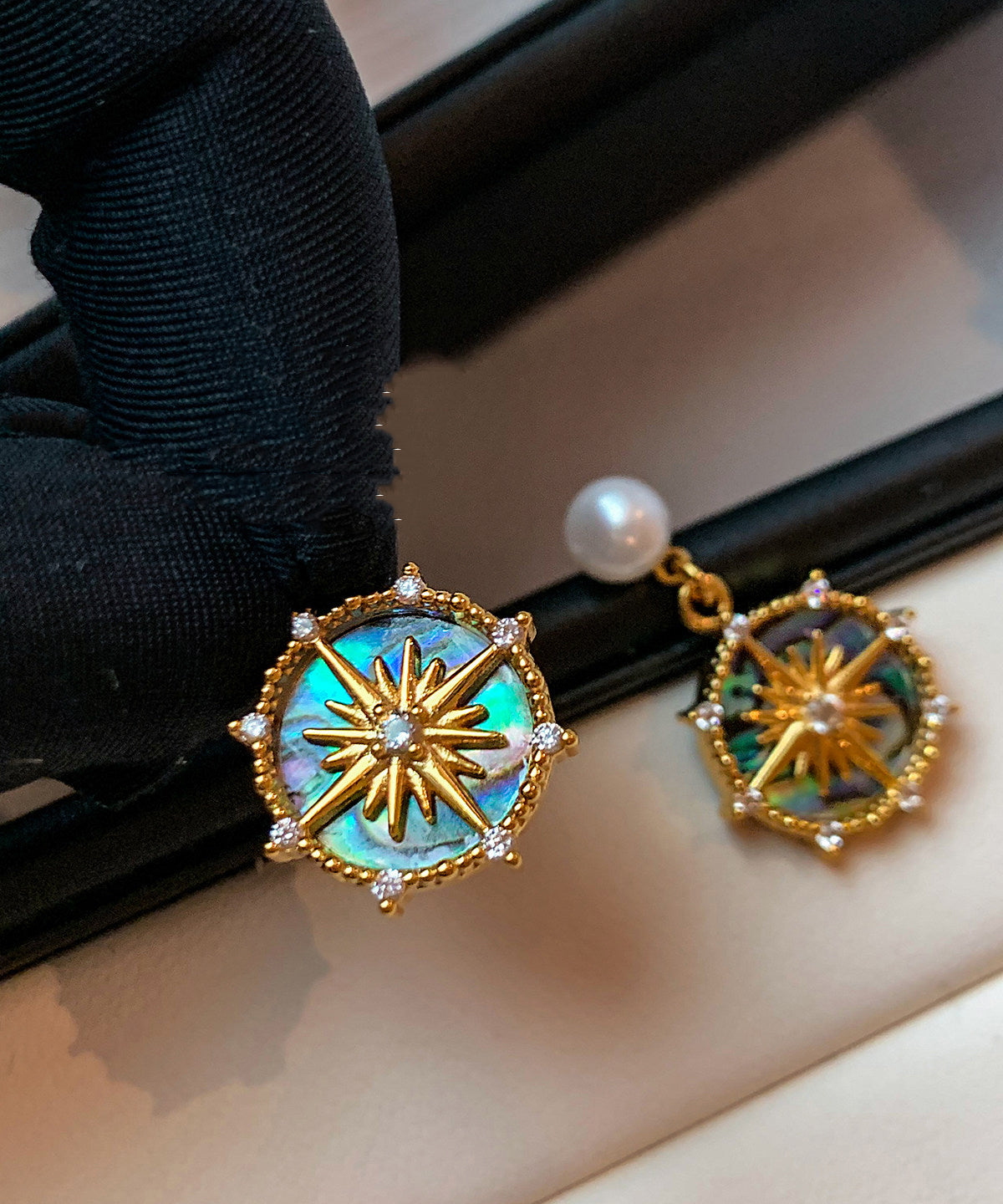 Art Gradient Blue Zircon Fine Pearl Drop Earrings - Omychic