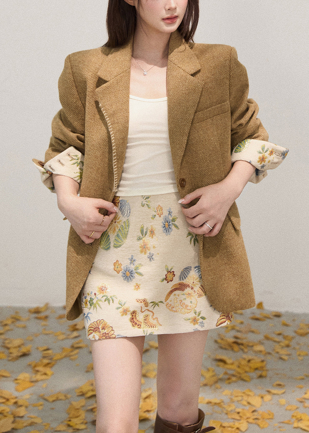 Art Khaki Notched Embroidered Cotton Coat Fall