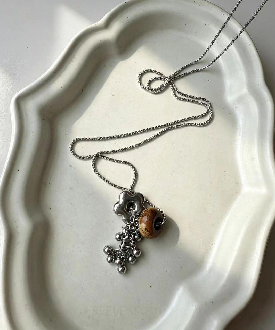 Art Silk Natural Stone Titanium Steel Lariat Necklace