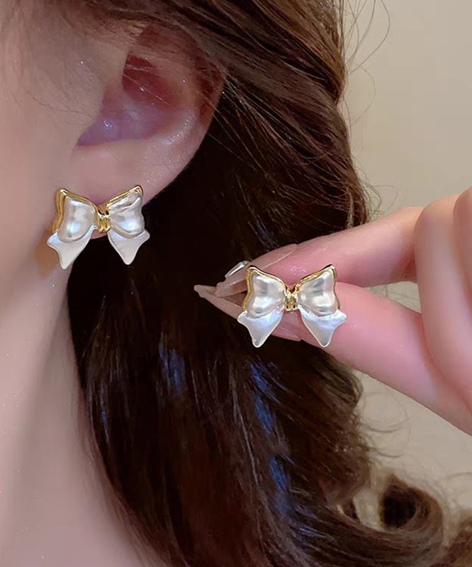 Art White Copper Alloy Bow Stud Earrings