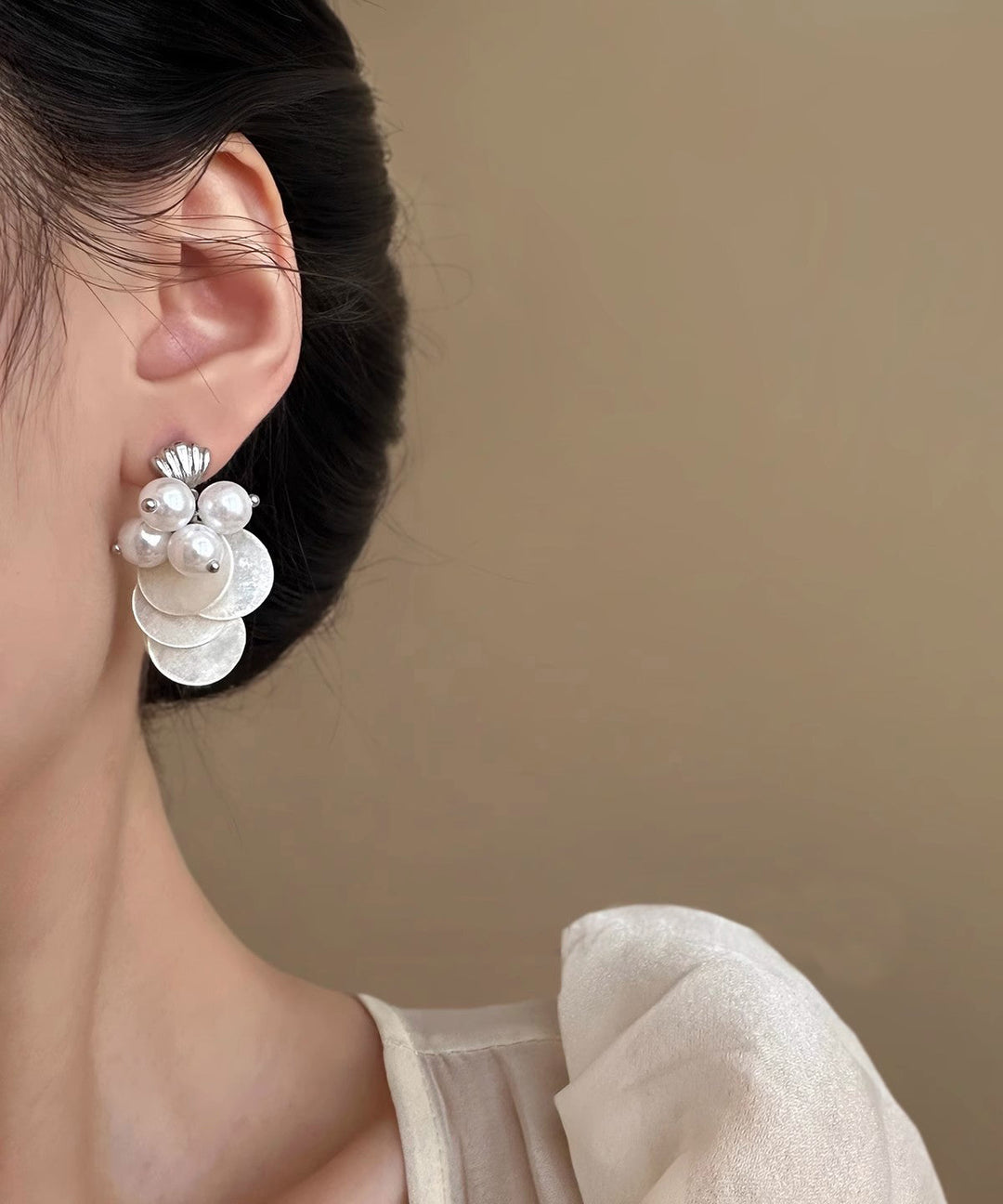 Beach White Copper Pearl Shell Tassel Drop Earrings