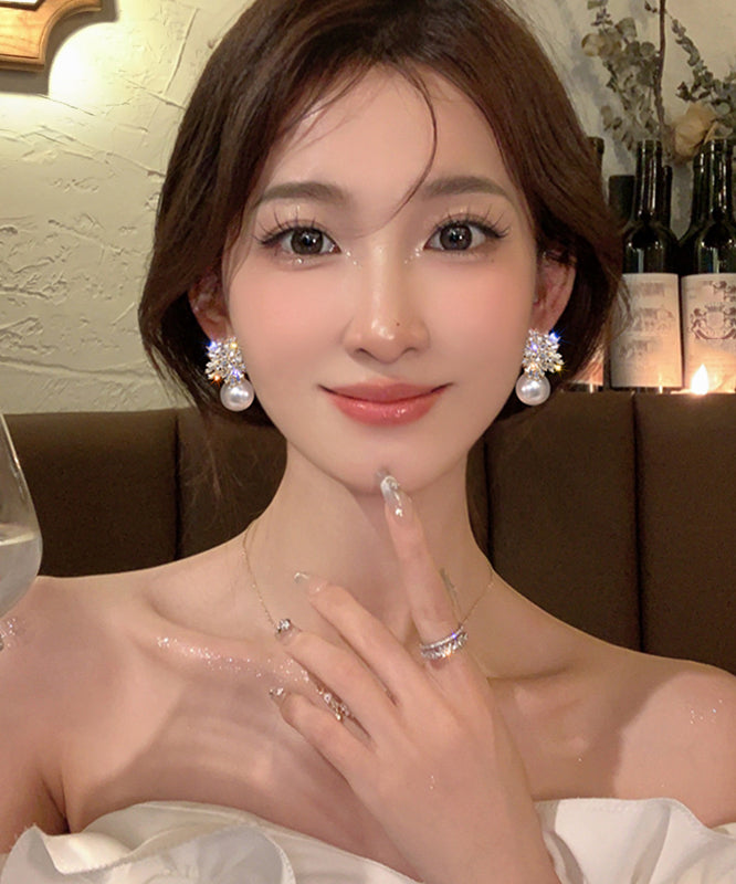 Beautiful Beige Copper Overgild Zircon Pearl Snowflake Stud Earrings