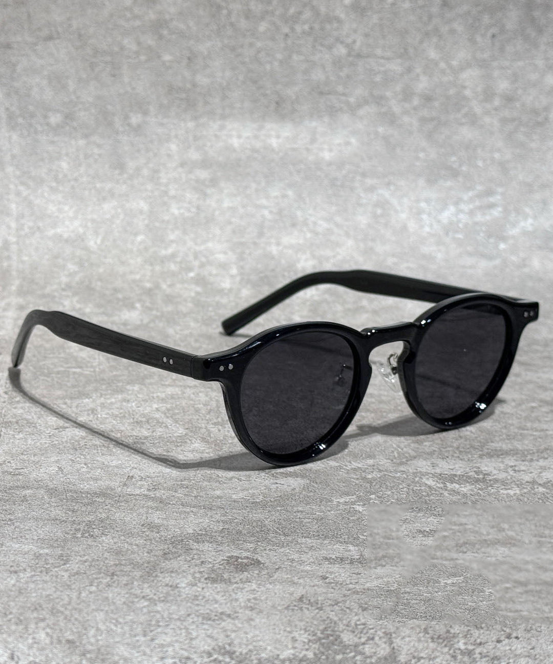 Beautiful Black Resin UV Protection Unisex Reading Glasses