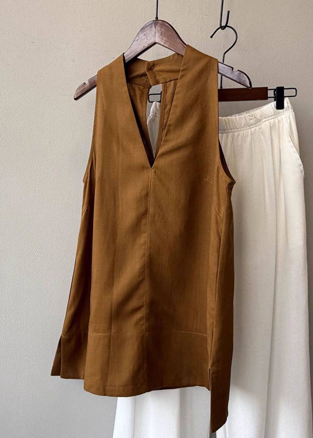 Beautiful Black V Neck Linen Shirt Top Sleeveless