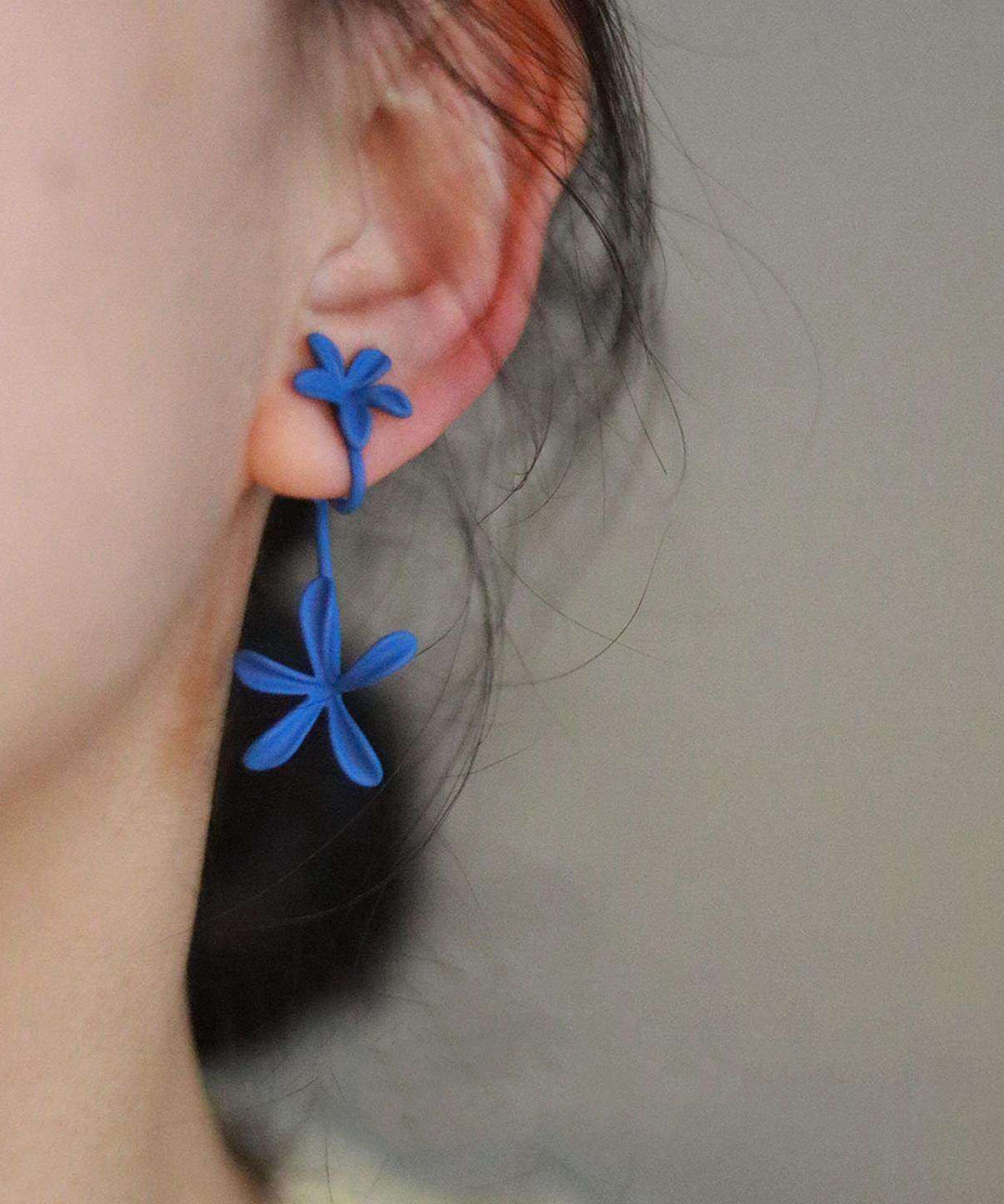Beautiful Blue Copper Silver-Plated Gardenia Drop Earrings