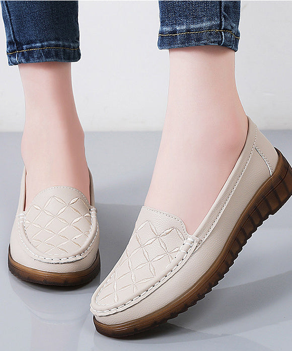 Beautiful Embroidery Flat Feet Shoes Black Cowhide Leather