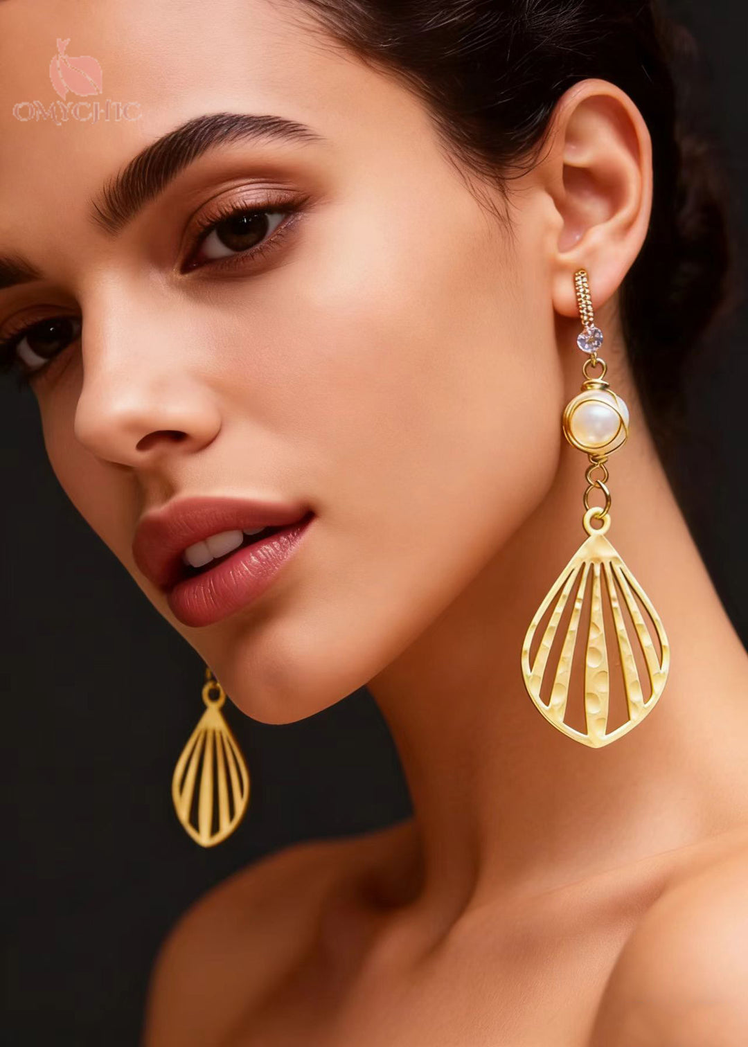 Beautiful Fan-shaped Hollow Out Fine Pearl Drop Earrings