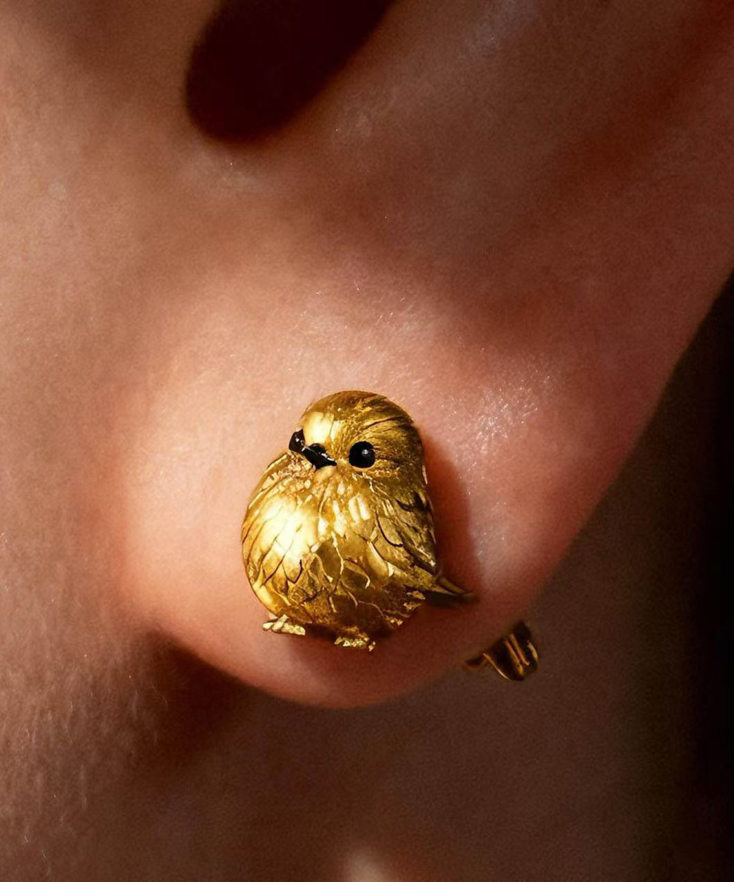 Beautiful Gold Copper Stereoscopic Feather Small Birb Stud Earrings