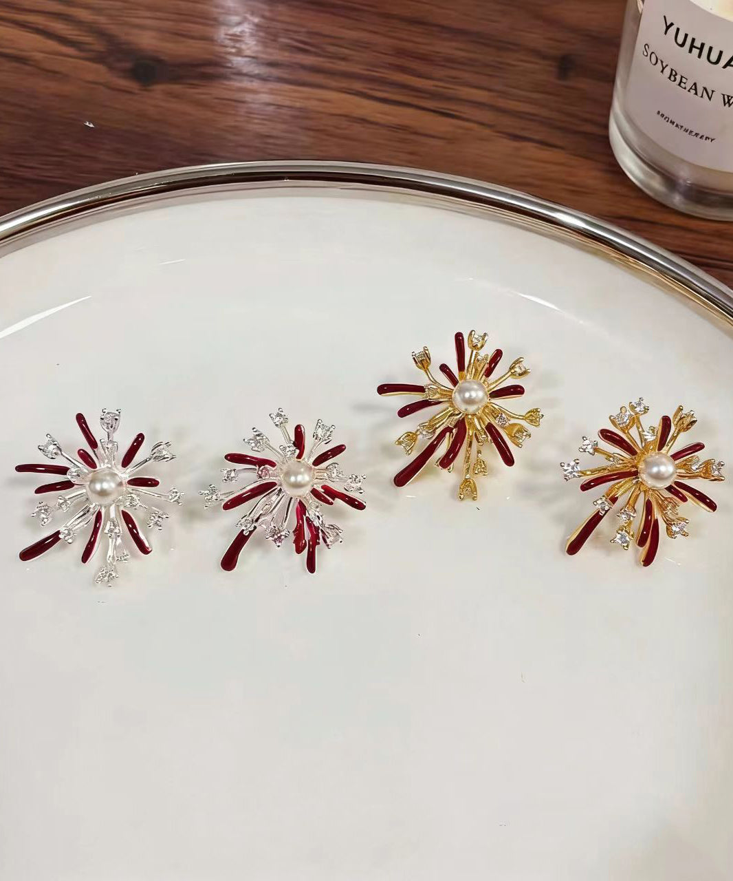 Beautiful Red Fireworks Shape Metal Stud Earrings - Omychic