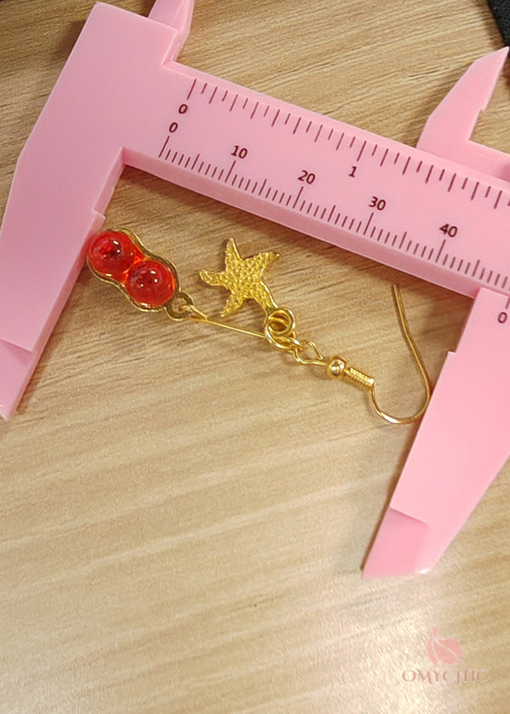 Beautiful Red Gem Stone Starfish Design Drop Earrings