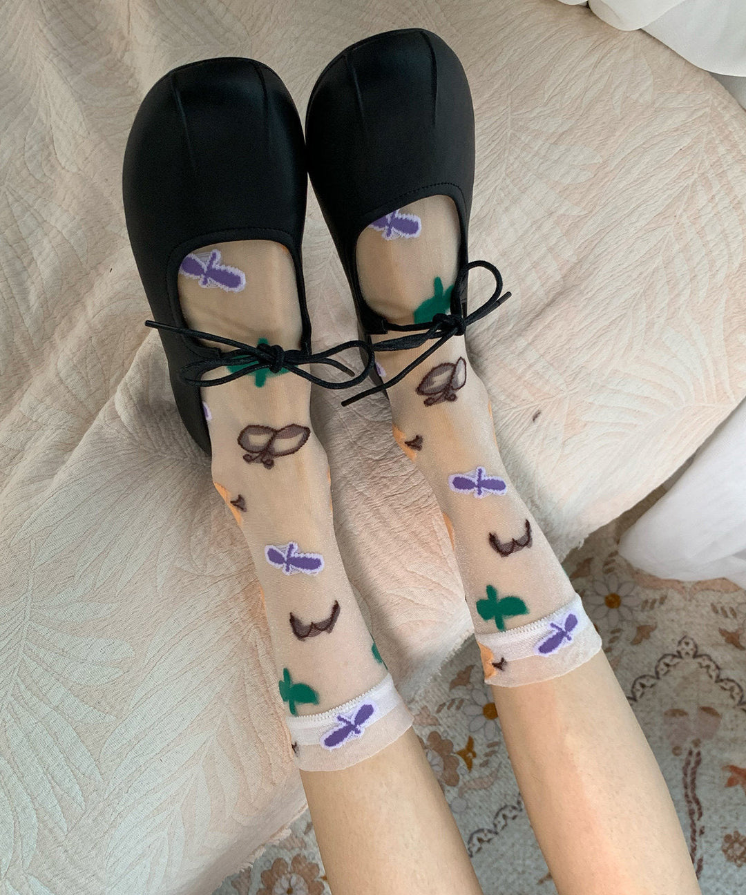 Beautiful Sheer Mesh Paintings Mid Calf Socks