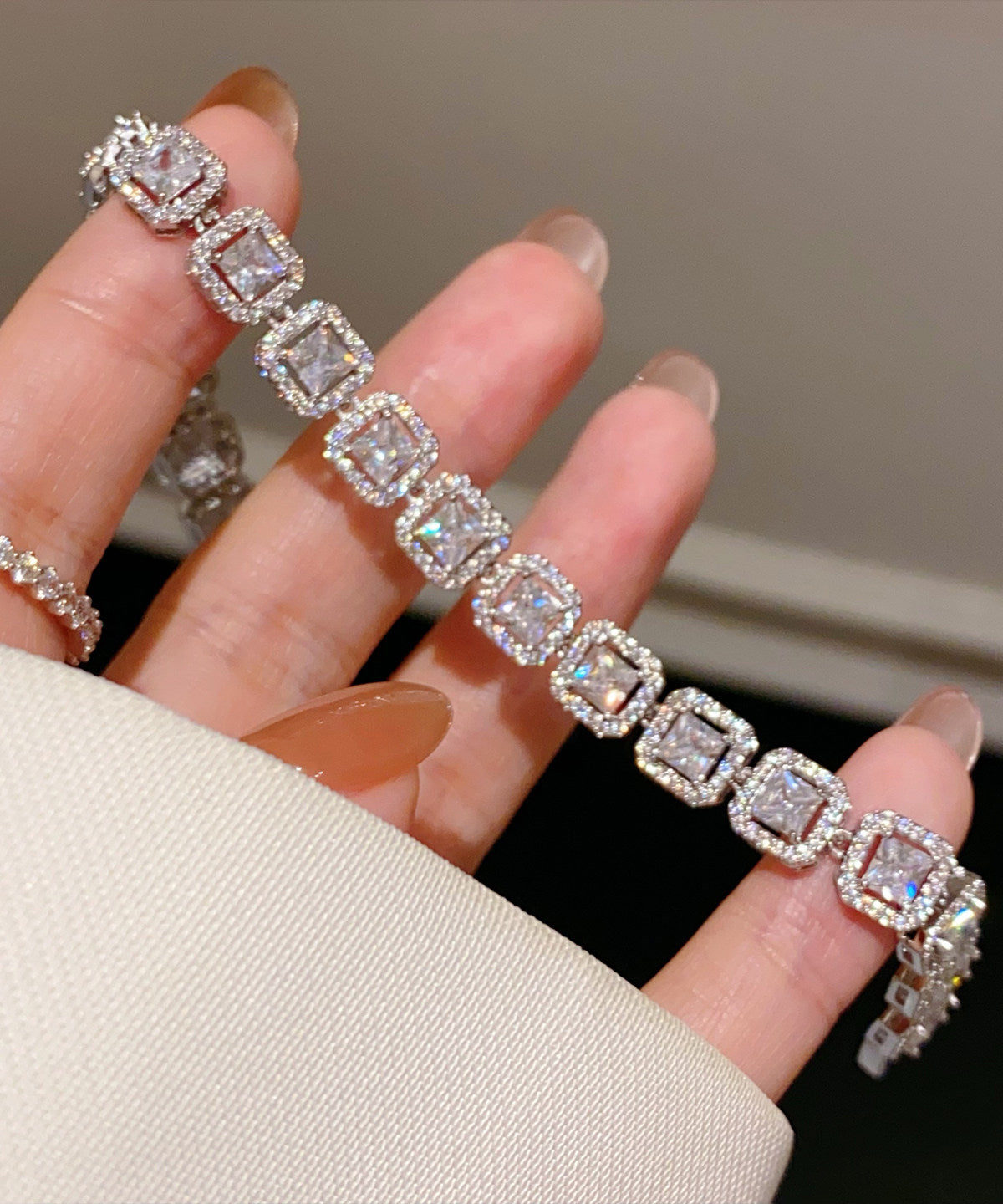 Beautiful Silvery Square Zircon Chain Bracelet - Omychic