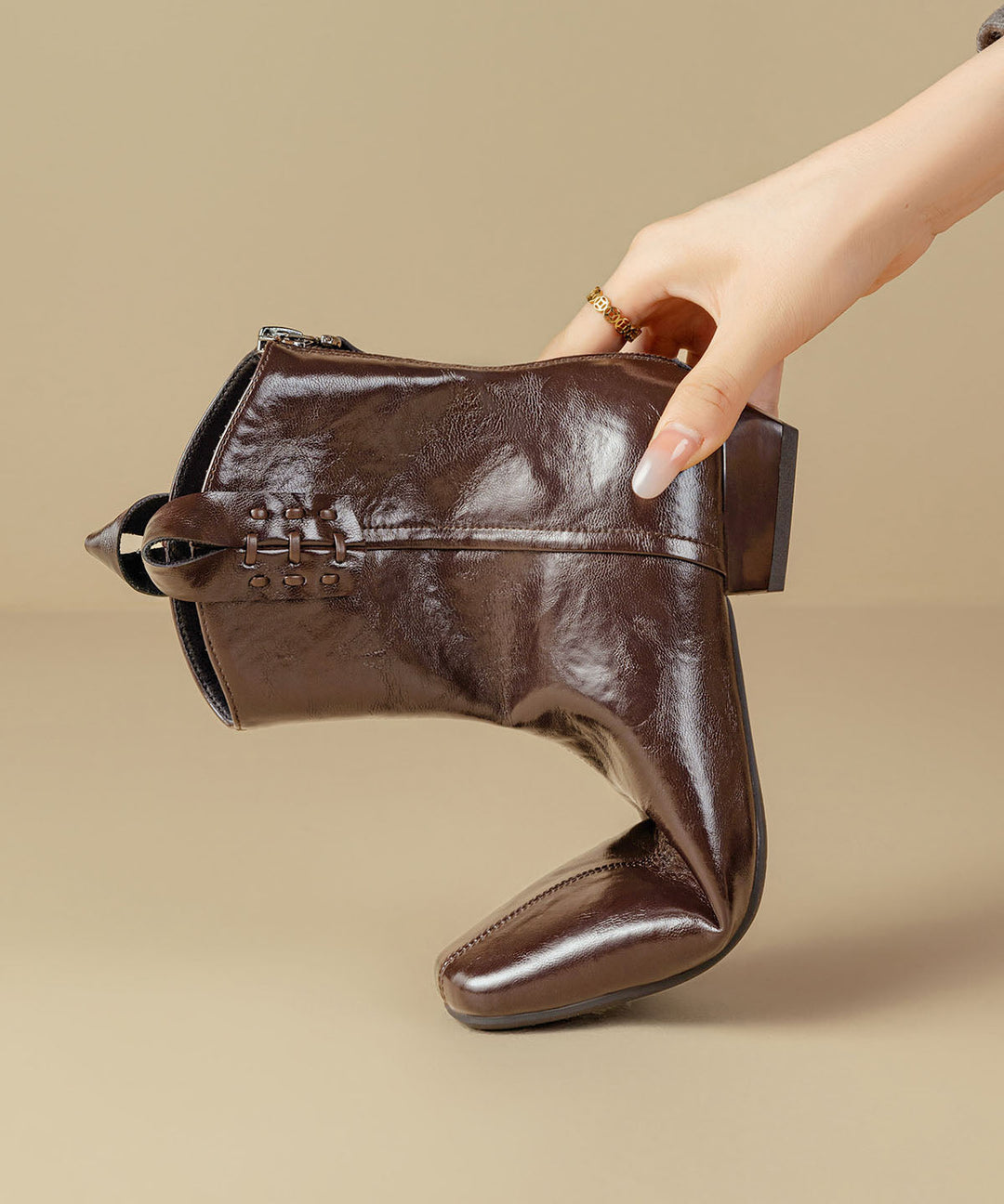 Black Chunky Faux Leather Chic Splicing Boots