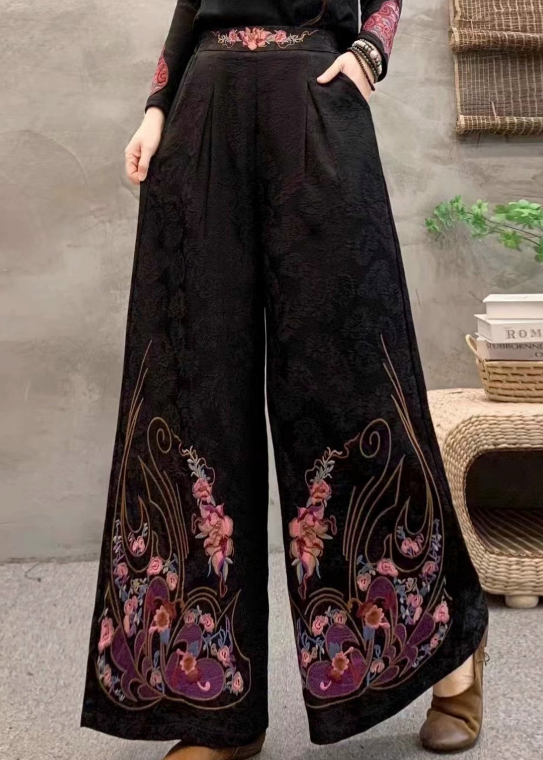 Black Retro Pockets Warm Fleece Pants Embroidered Winter