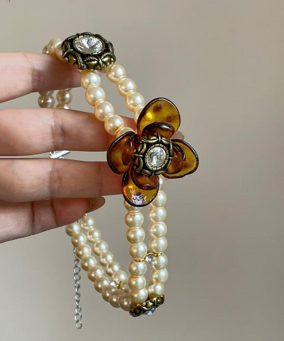 Boho Brown Acrylic Pearl  Leopard Heart Shaped Floral Choker Two Piece Set