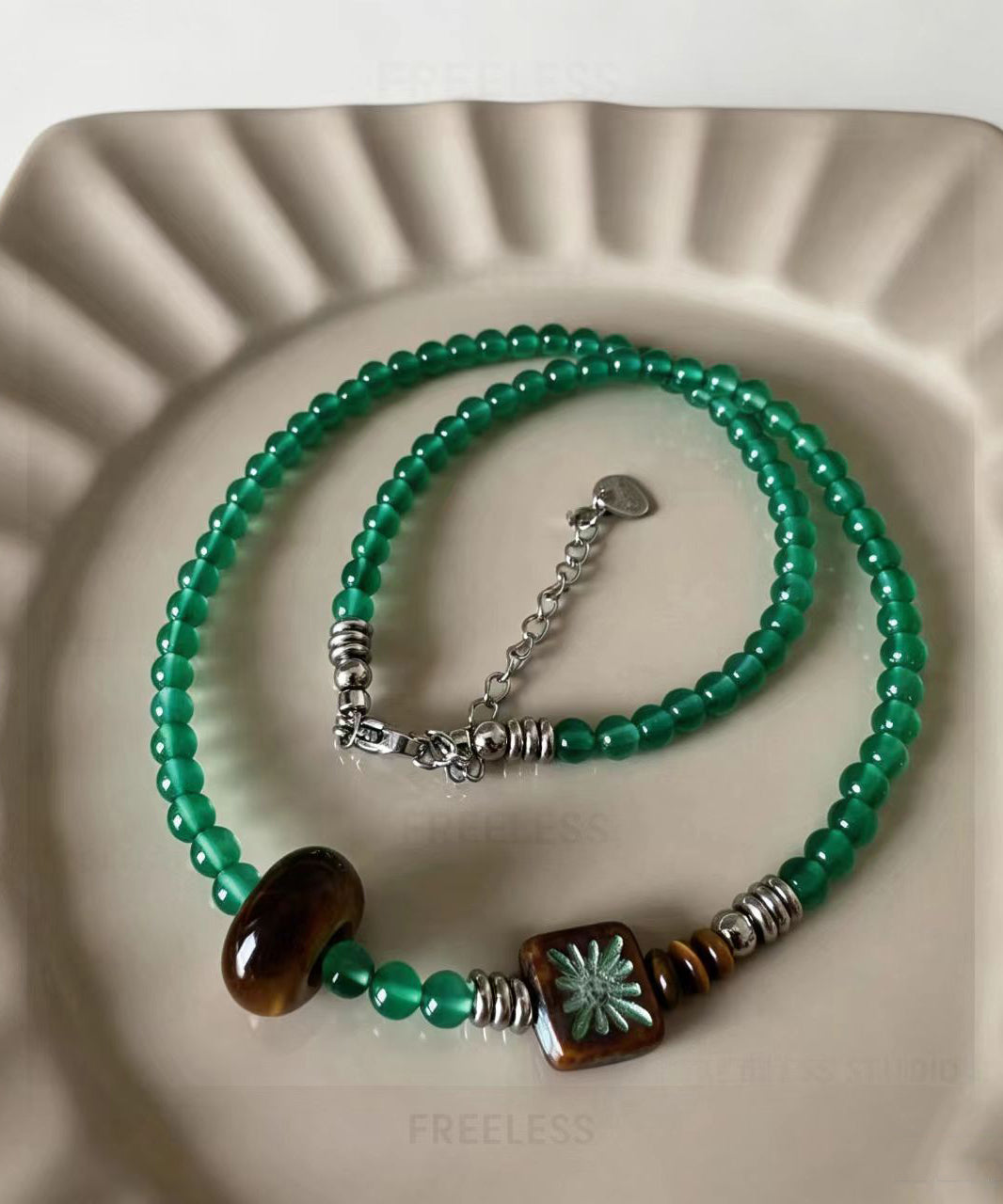 Boho Green Agate Tiger-Eye Czech Glass Beading Pendant Necklace