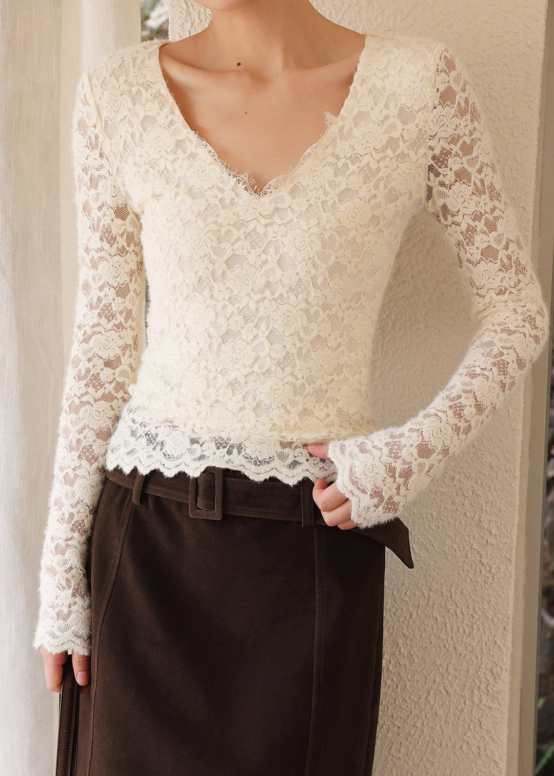 Boutique Beige V Neck Silm Fit Lace Top Spring