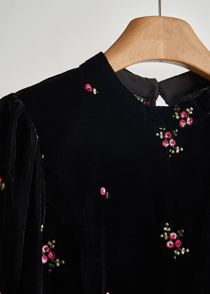 Boutique Black Embroidered Patchwork Feather Silk Velour Tops Fall