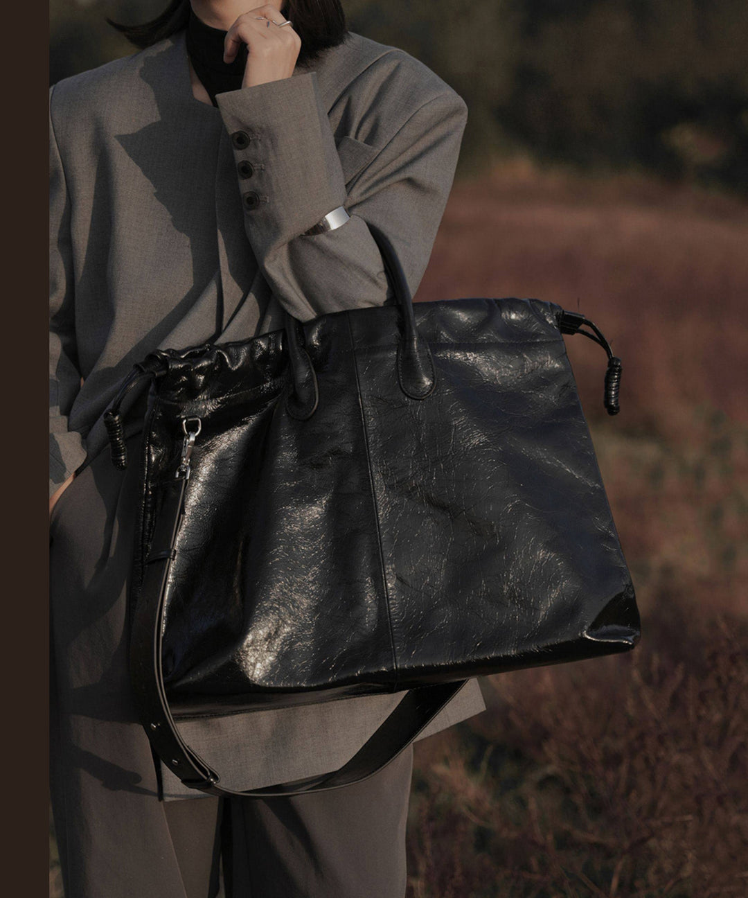 Boutique Black Large Capacity Calf Leather Tote Handbag