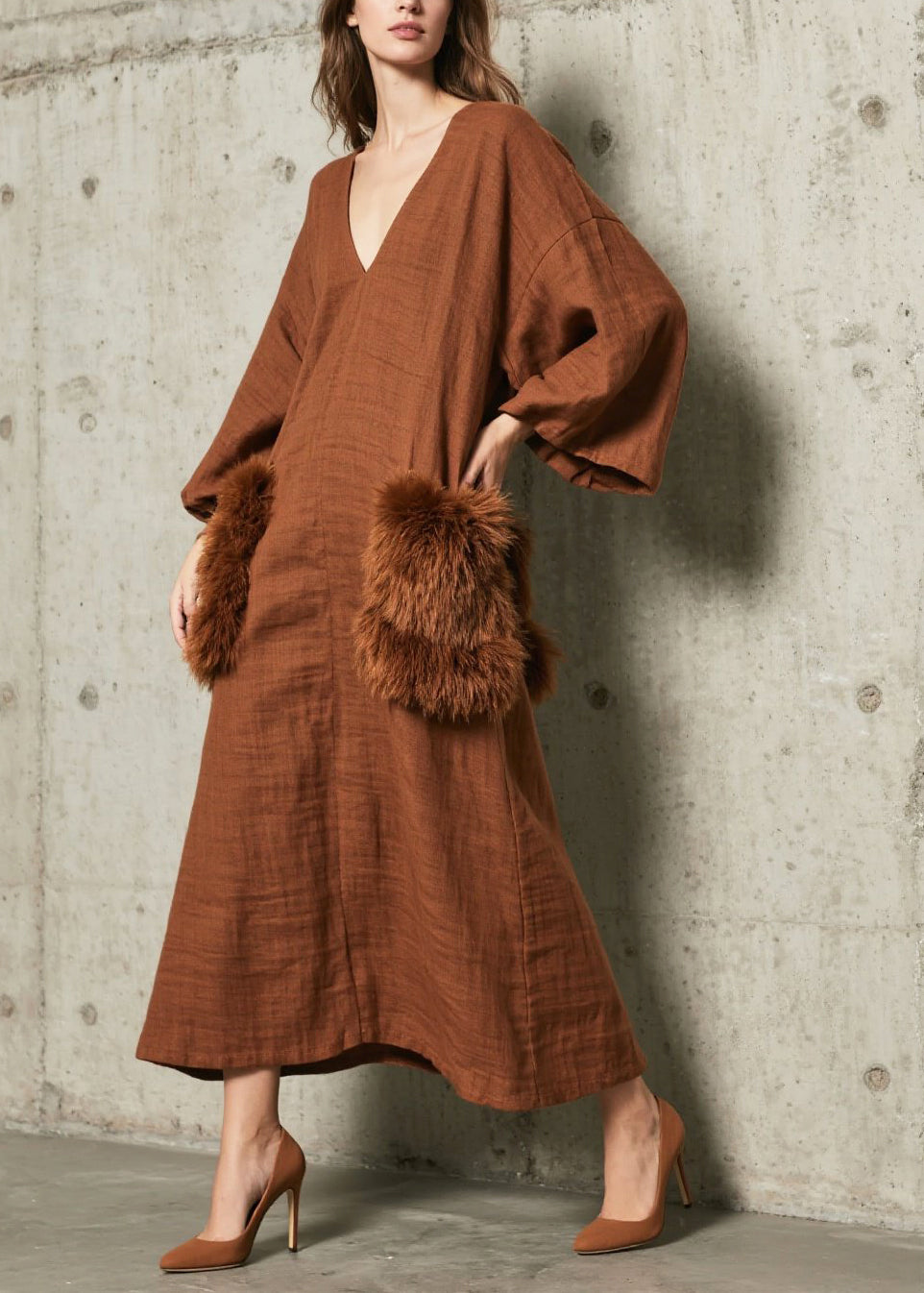 Boutique Caramel V Neck Patchwork Faux Fur Pockets Dresses Fall