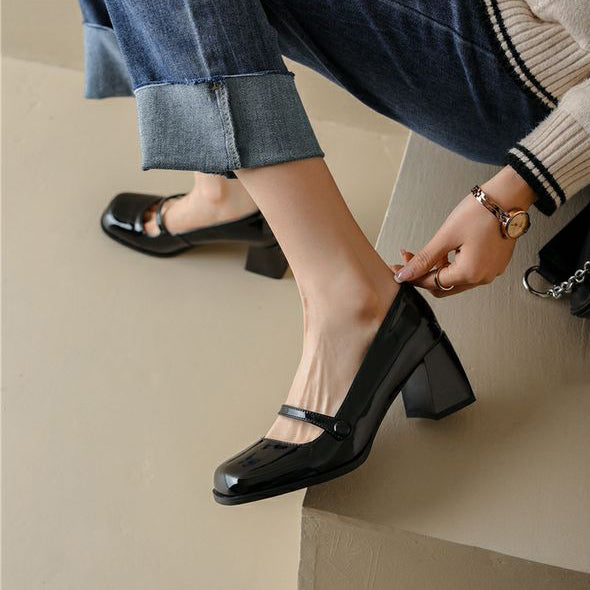 Boutique Coffee Splicing Chunky Heel Faux Leather