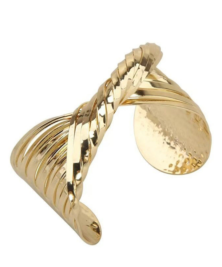 Boutique Gold Copper Alloy Asymmetrical Drop Earrings - Omychic