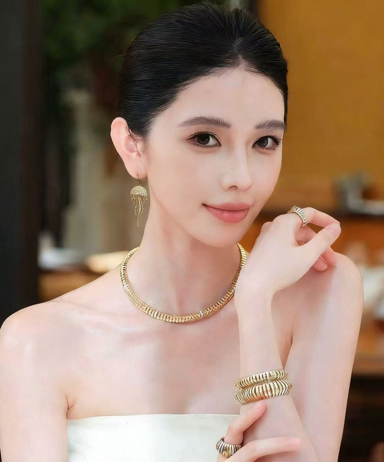 Boutique Golden Asymmetrical Design Tasseled Zircon Metal Drop Earrings - Omychic