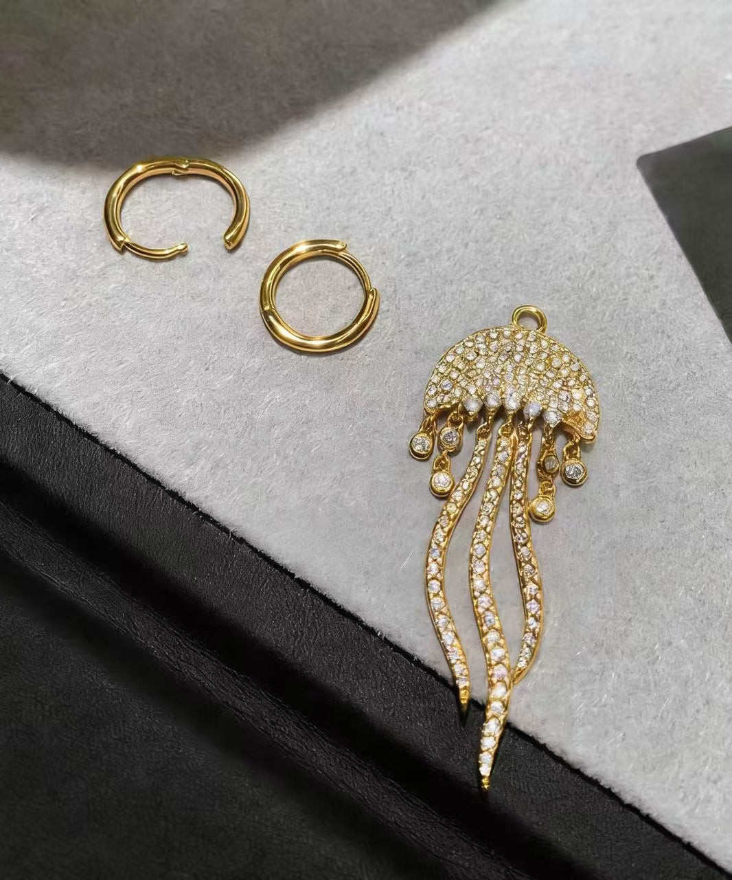 Boutique Golden Asymmetrical Design Tasseled Zircon Metal Drop Earrings - Omychic