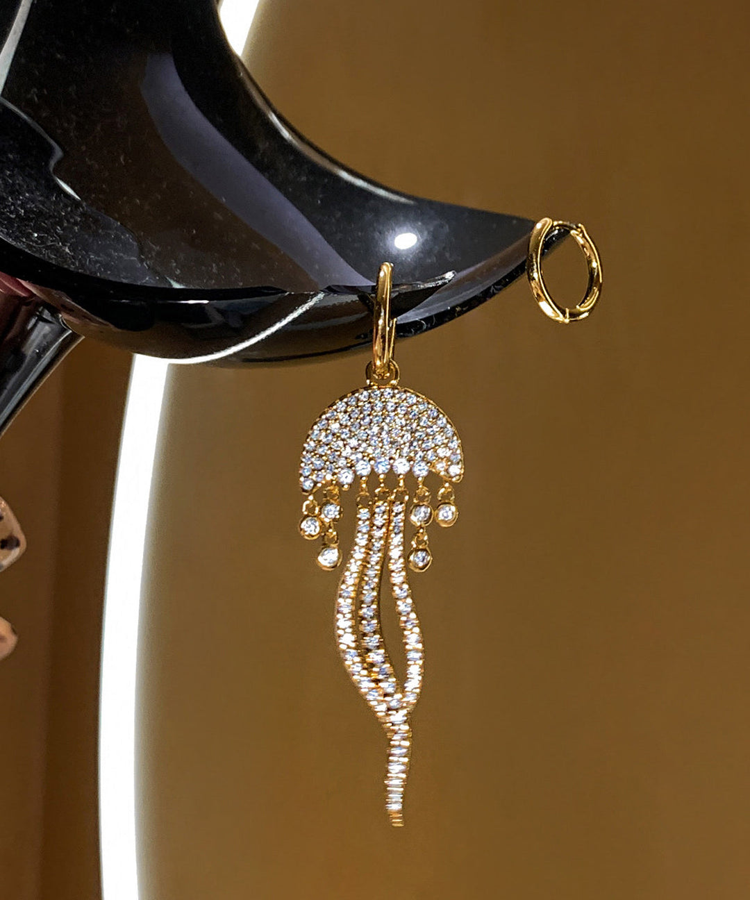 Boutique Golden Asymmetrical Design Tasseled Zircon Metal Drop Earrings - Omychic