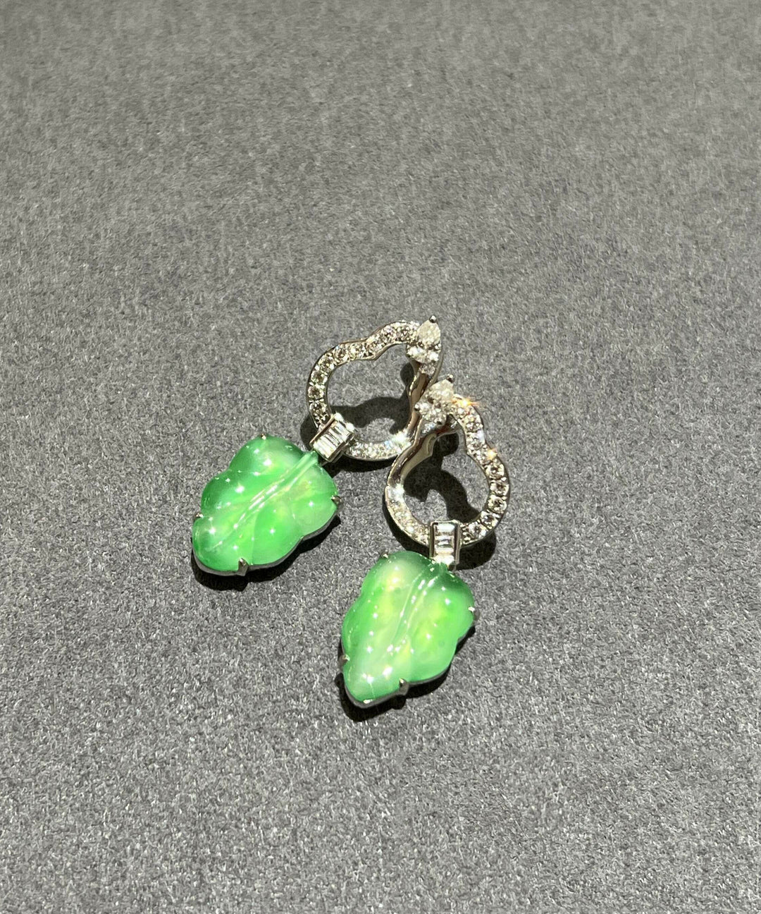 Boutique Green Sterling Silver Inlaid Zircon Jade Leaf Drop Earrings