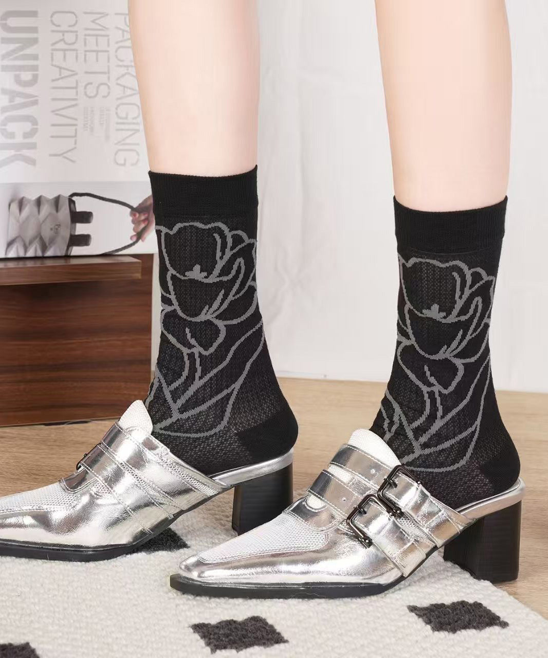 Boutique Jacquard Thin Breathable Cotton Mid Calf Socks