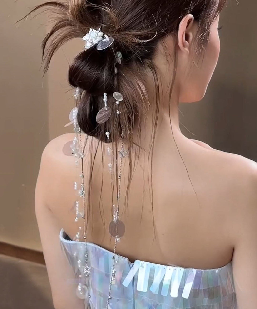 Boutique Silk Acrylic Shell Stars Tassel Hairpin