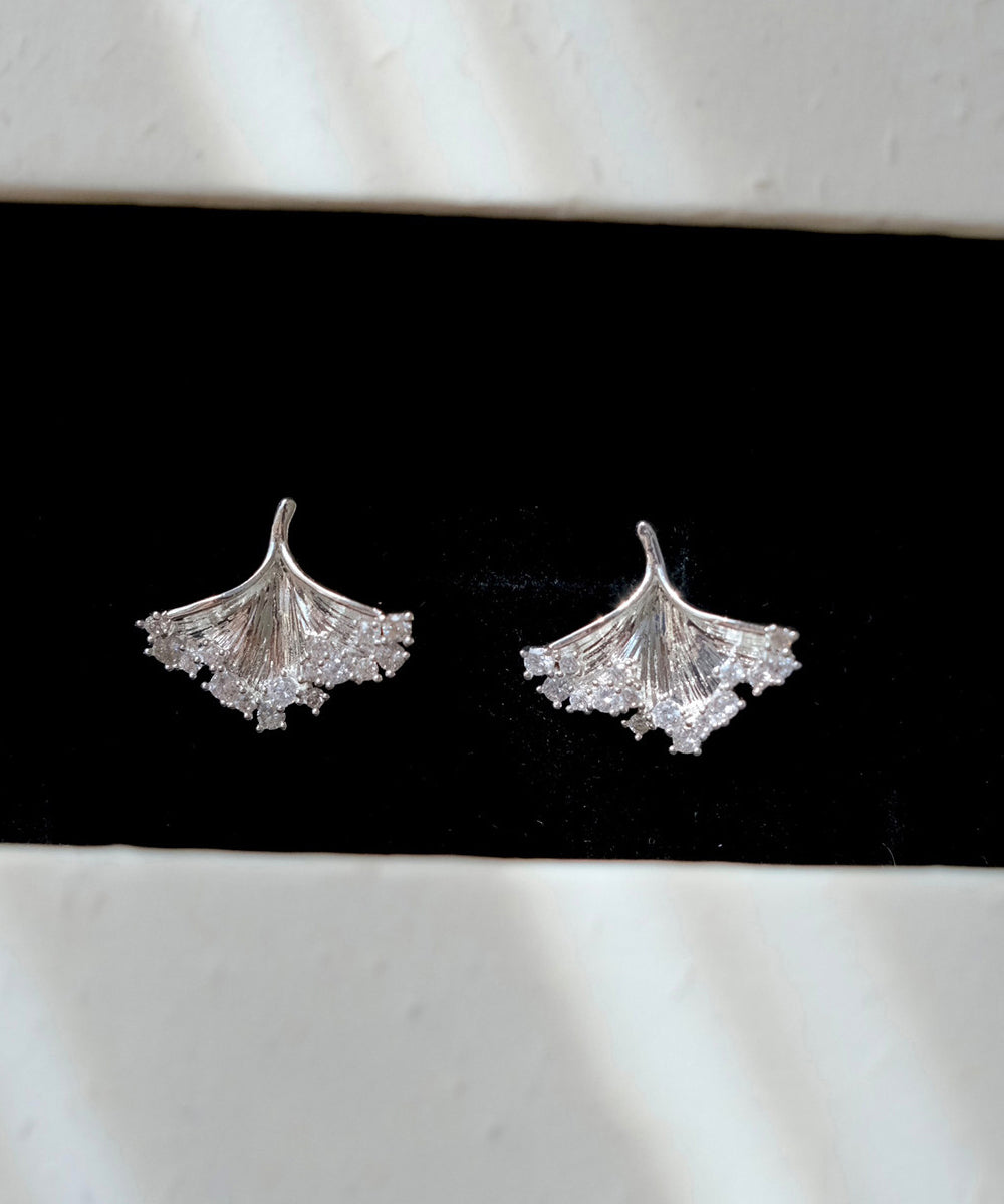 Boutique Silk Copper Silver-Plated Zircon Ginkgo Leaf Stud Earrings