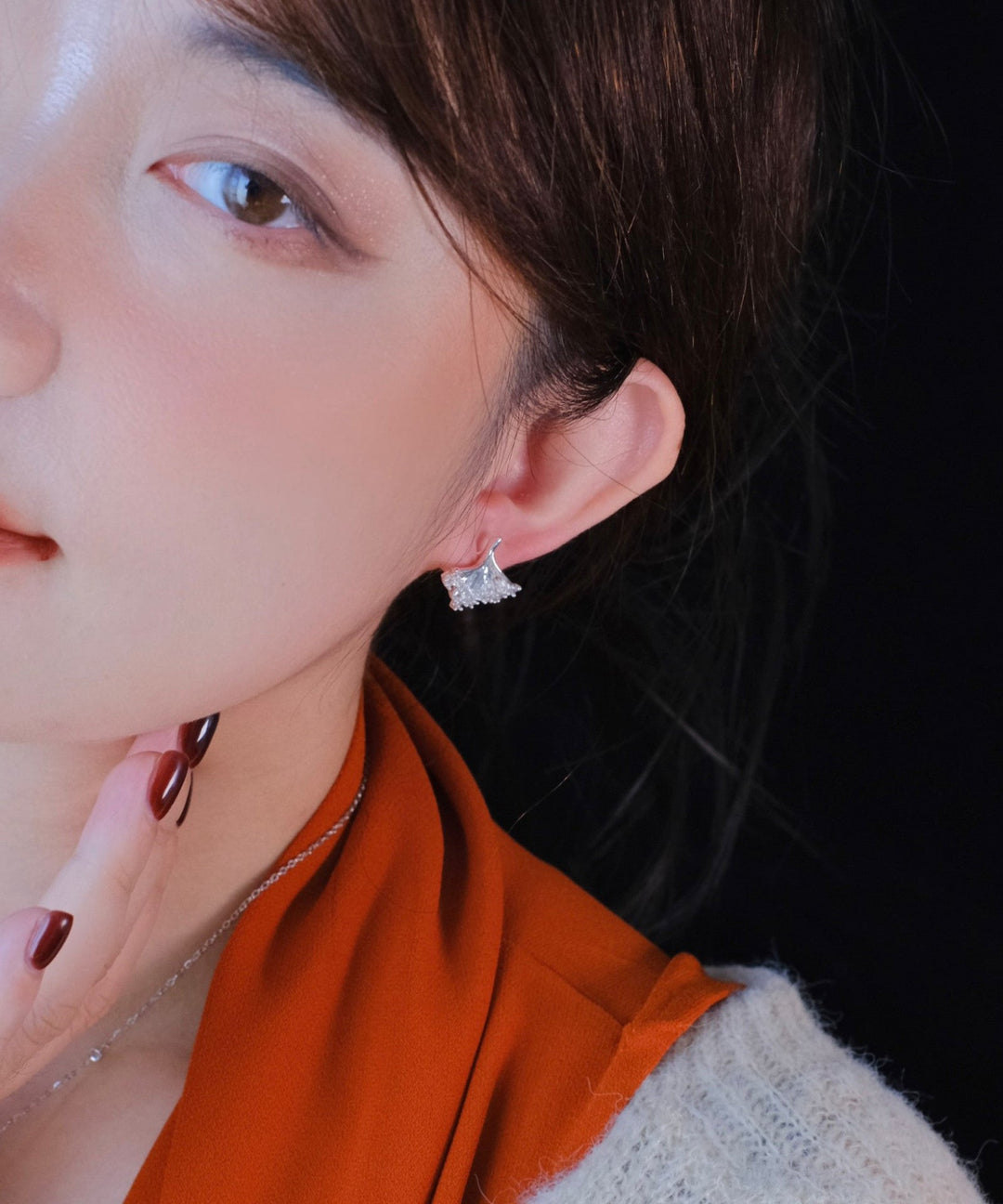 Boutique Silk Copper Silver-Plated Zircon Ginkgo Leaf Stud Earrings