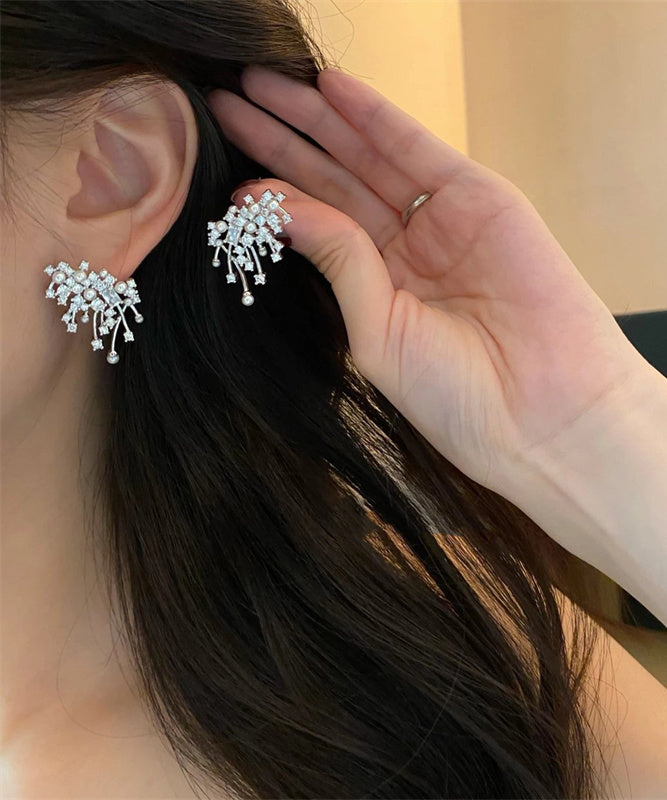 Boutique Silk Sterling Silver Zircon Snowflake Stud Earrings
