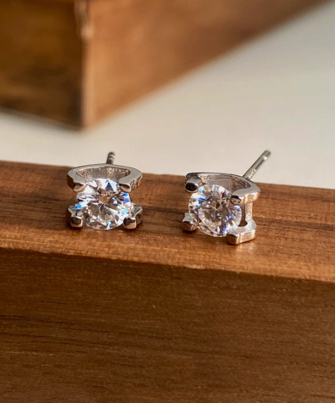 Boutique Silver Zircon Gilding Stud Earrings