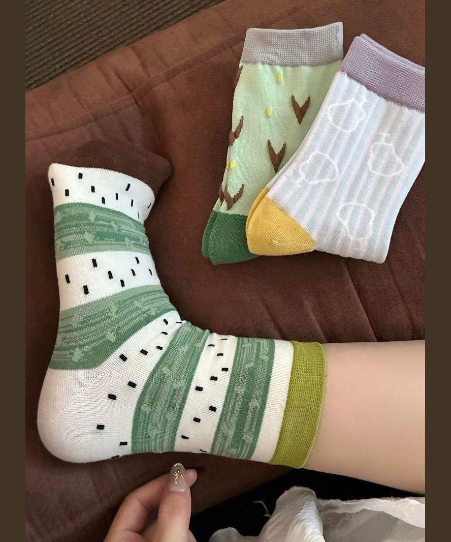 Boutique Simple Versatile Breathable Graffiti Mid Calf Socks
