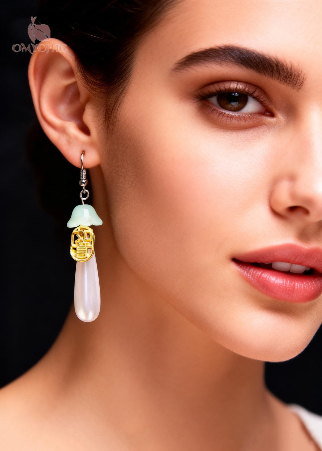 Boutique Water Droplet Pearl Fupai Drop Earrings