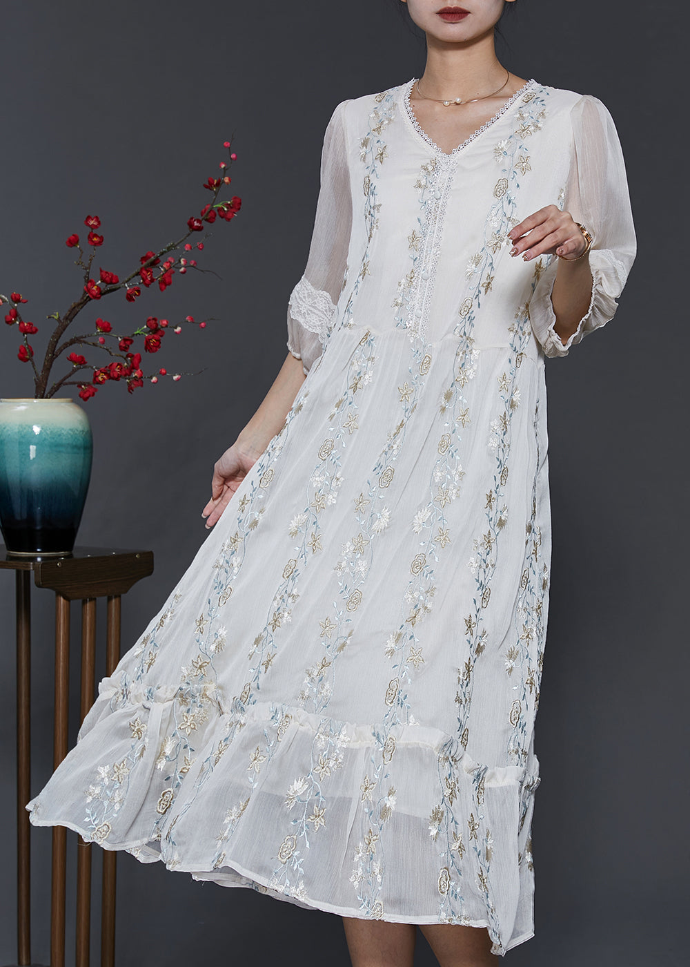 Boutique White Embroidered Patchwork Lace Silk Dresses Summer
