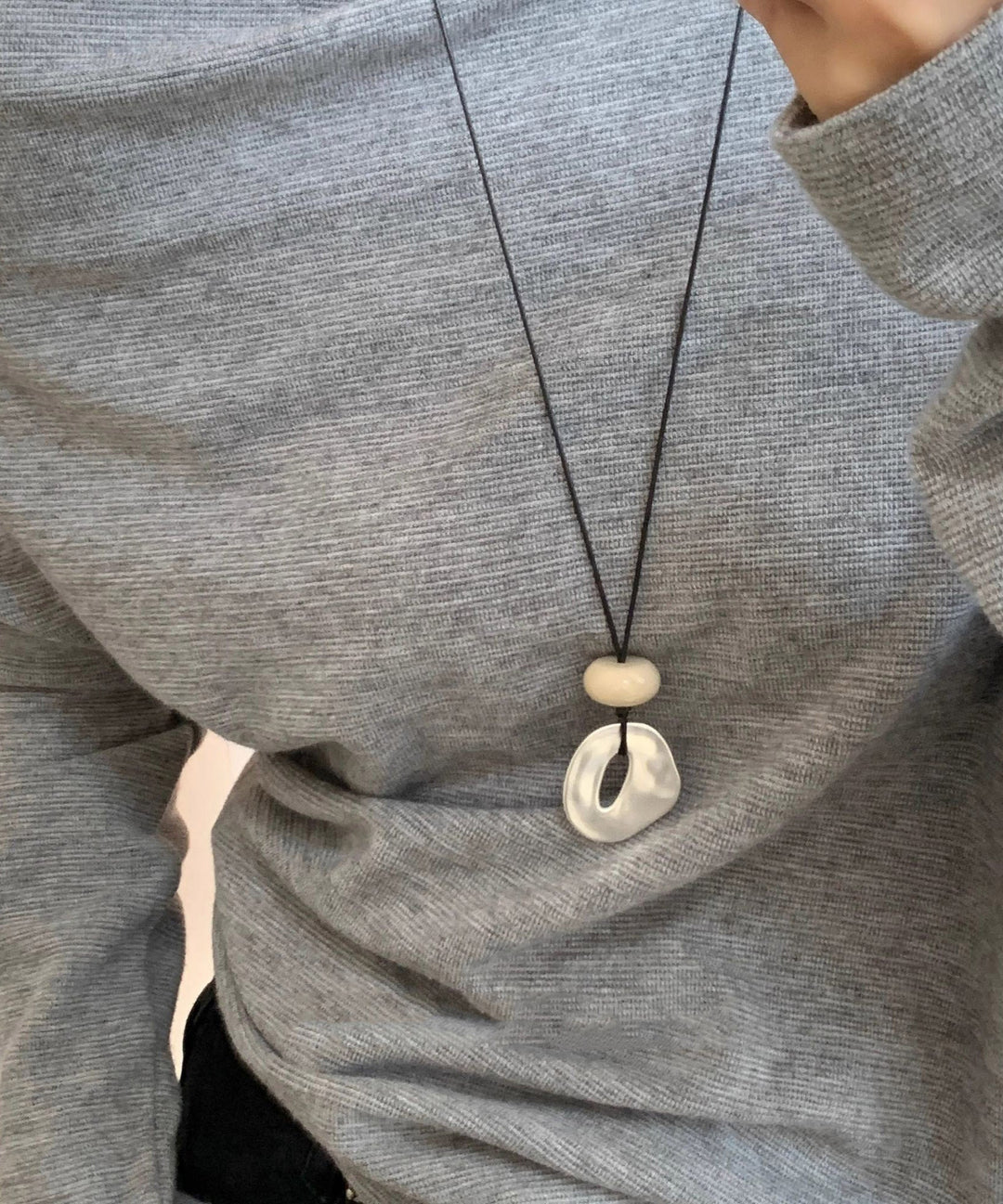 Brief Black Weave Asymmetrical Adjustable Pendant Necklace