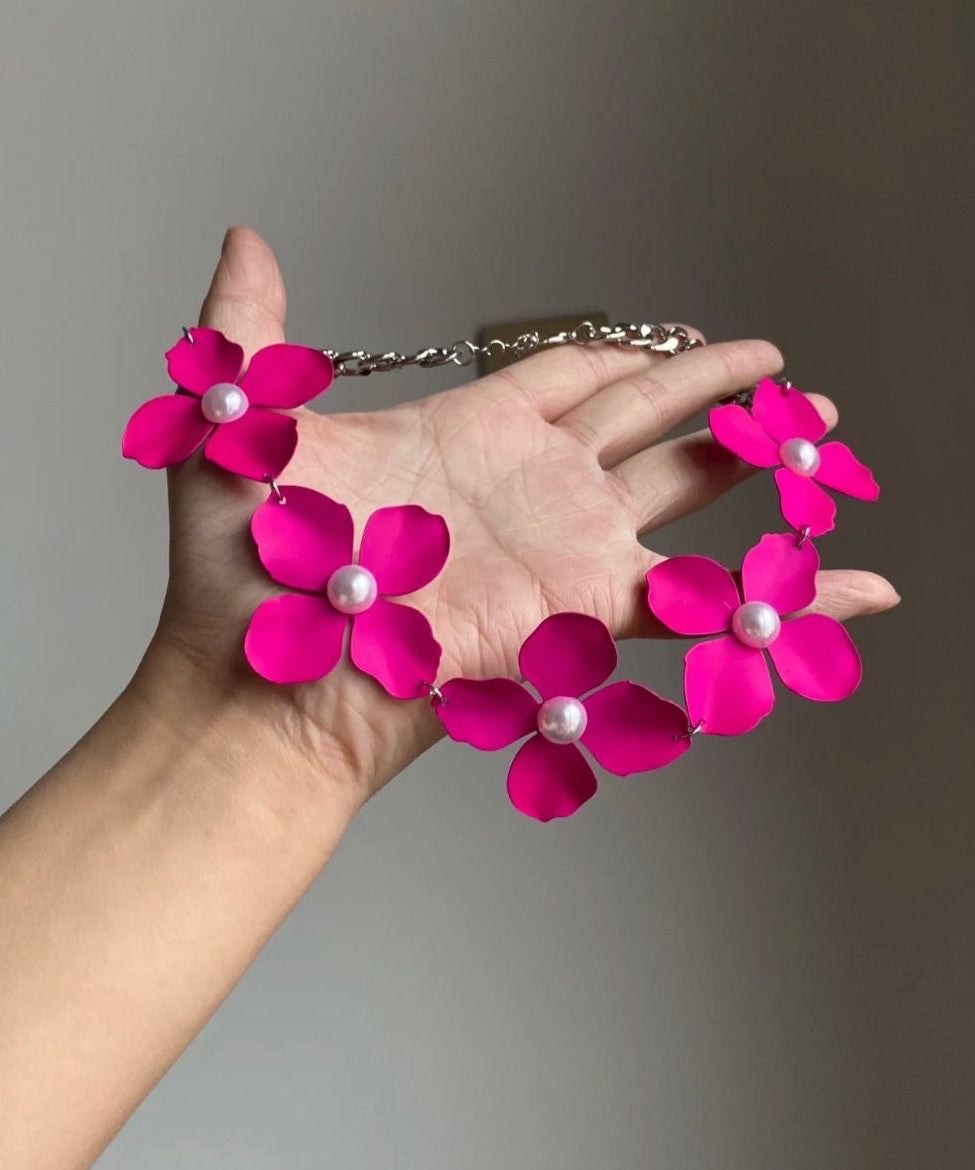 Brief Rose Metal Alloy Pearl Flora Princess Necklace