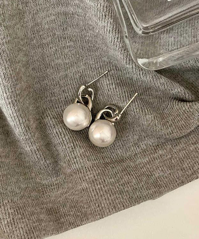 Brief Silk Copper Alloy Pearl Stud Earrings