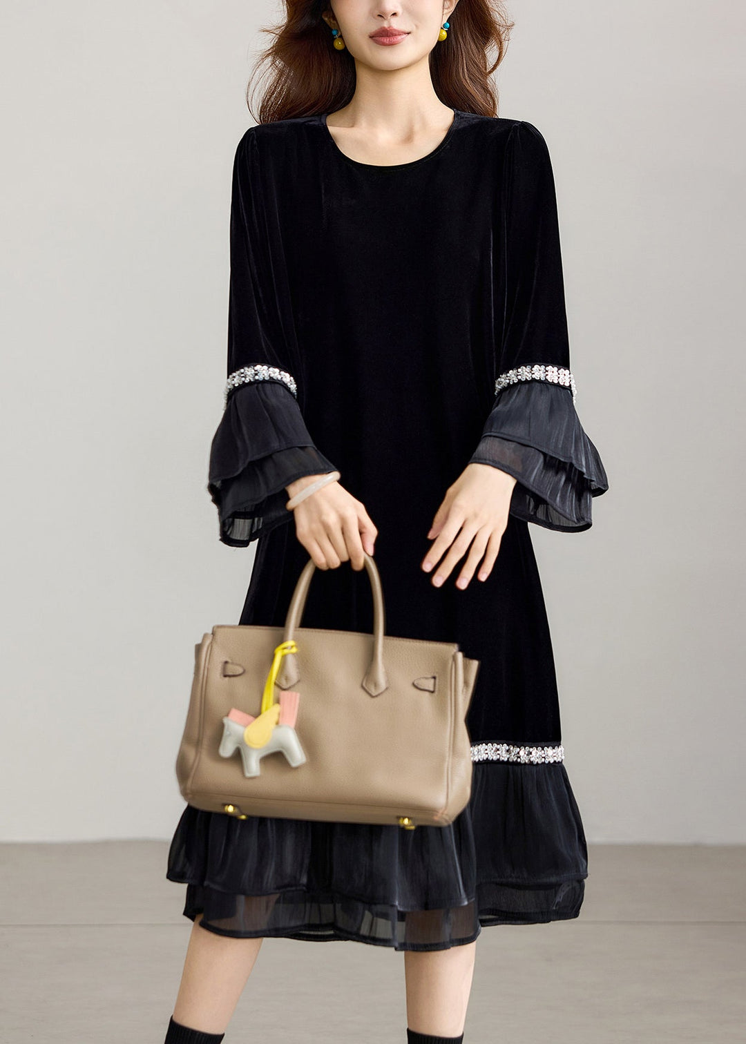Casual Black O-Neck Sequins Ruffled Patchwork Velvet Vacation Dresses Fall