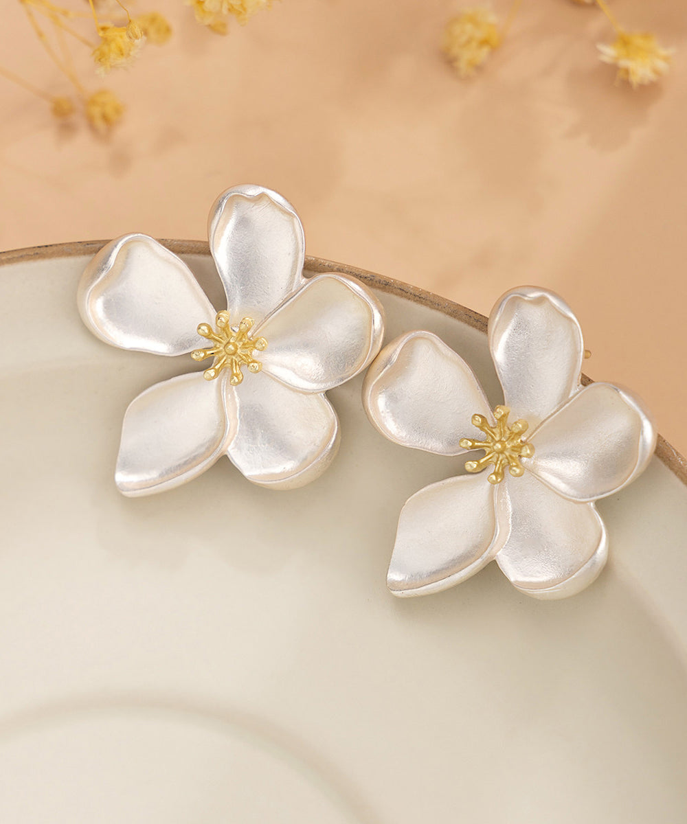 Casual Gold Metal Alloy Floral Stud Earrings