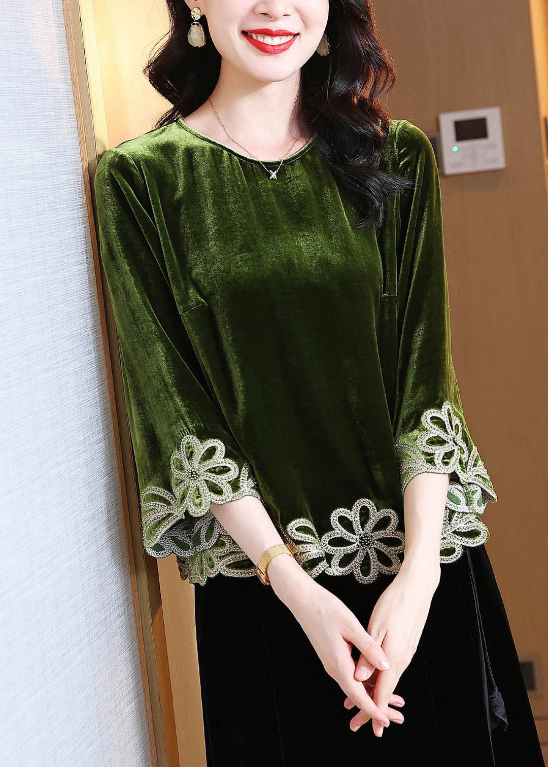 Casual Green Zircon Floral Silk Velour Top Bracelet Sleeve