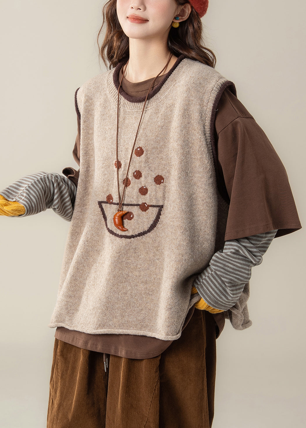 Chic Apricot Jacquard Knit Vest And Coffee T Shirt Patchwork Two Piece Set