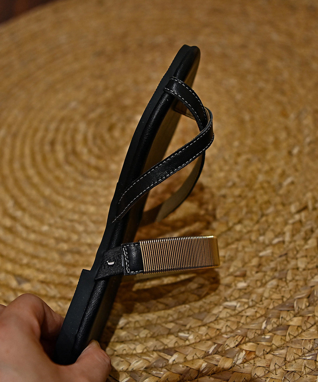 Chic Black Cowhide Leather Thong Sandals