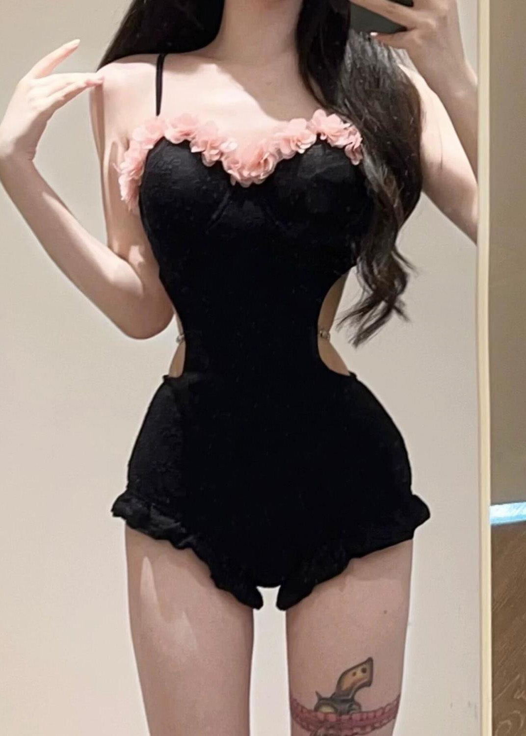 Chic Black Ruffled Tulle Patchwork Hollow Out Bodysuit